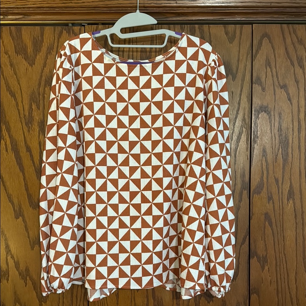 LuLaRoe Geometric Blouse - Rust and White